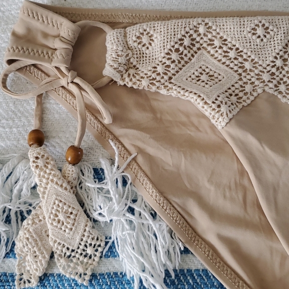 Becca bikini macramé' w/beads NWT - Picture 2 of 11